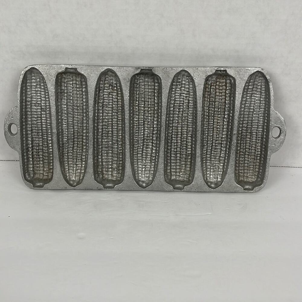Vintage Cast Aluminum Cornbread Pan Muffin Mold Corn on Cob 12.5x5.5 Inch